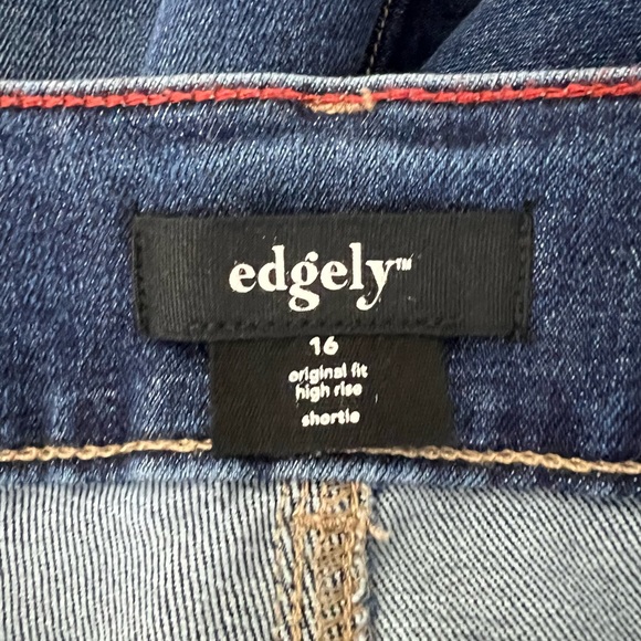 NWT Edgely denim shorts distressed size 16 high rise original fit stretch - Picture 7 of 8